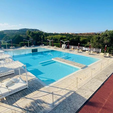 Club Esse Sporting Hotel Stintino Luaran gambar