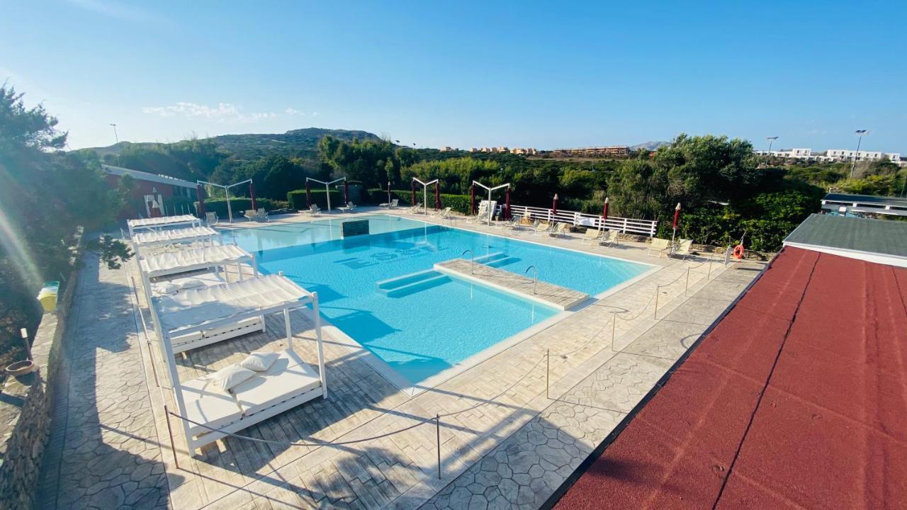 Club Esse Sporting Hotel Stintino Luaran gambar
